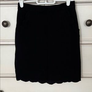Skies Are Blue Black Scalloped Hem Skirt